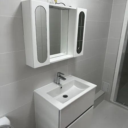 Confort One * Bucareste